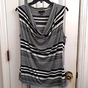 Stripe top size large